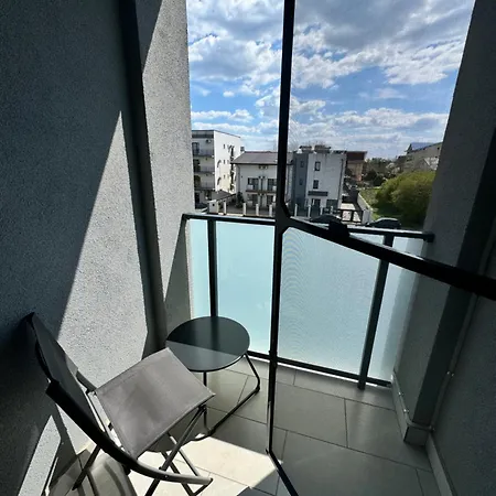 Lux By The Sea Apartment